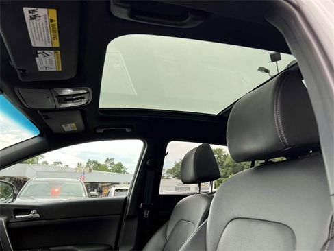 Used 2022 Kia Sportage Nightfall Edition image 23