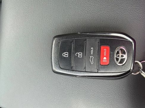 Used 2023 Toyota Crown AWD/4WD image 29
