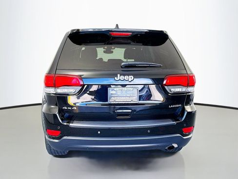 Used 2022 Jeep Grand Cherokee Laredo X AWD/4WD image 6
