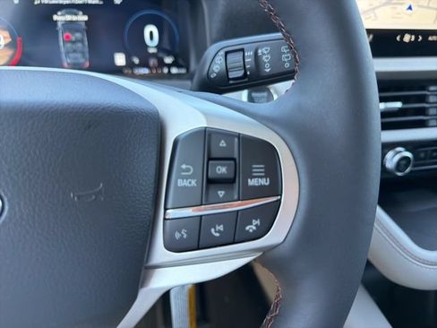 New 2026 Ford Explorer Active w/ Active Comfort Package RWD image 17
