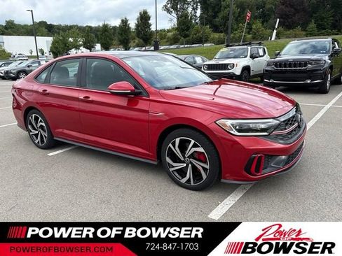 Used 2023 Volkswagen Jetta GLI Autobahn FWD image 7
