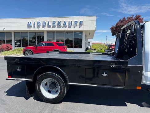 Used 2023 Ford F550 4x4 Crew Cab Super Duty w/ XL Chrome Package image 5