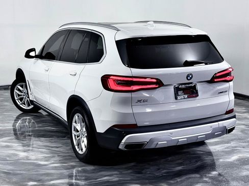 Used 2019 BMW X5 xDrive40i w/ Convenience Package AWD/4WD image 12