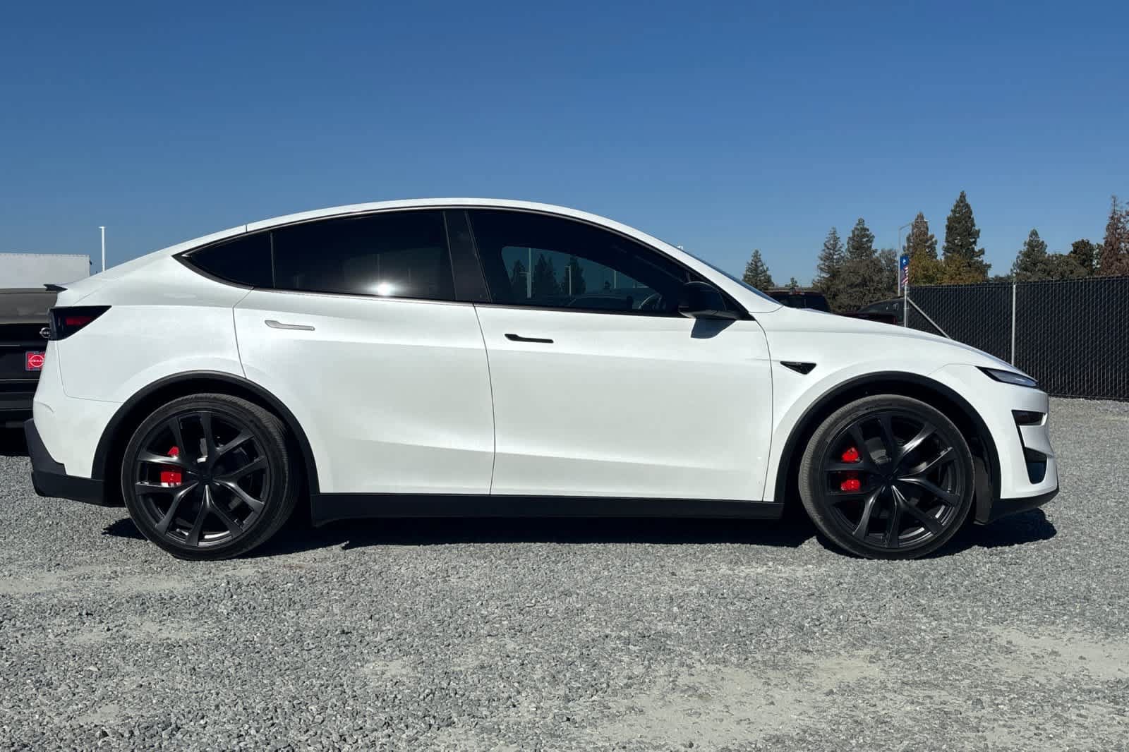 Used 2026 Tesla Model Y Performance AWD/4WD image 9