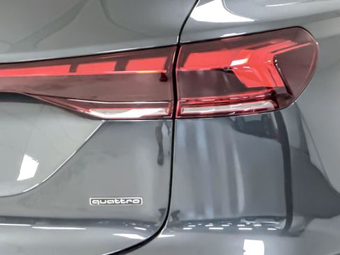 New 2025 Audi Q6 e-tron Premium Plus image 25