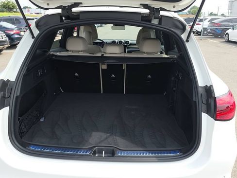 Certified 2026 Mercedes-Benz GLC 300 image 9