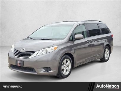 Used 2014 Toyota Sienna LE