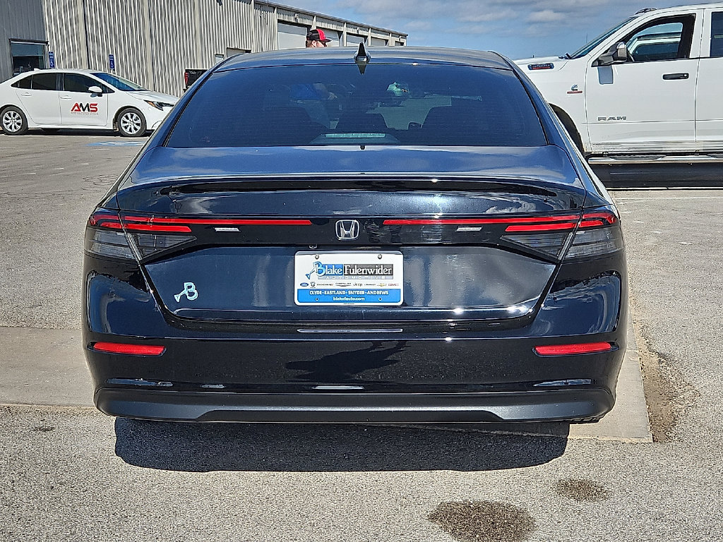 Used 2024 Honda Accord EX image 6