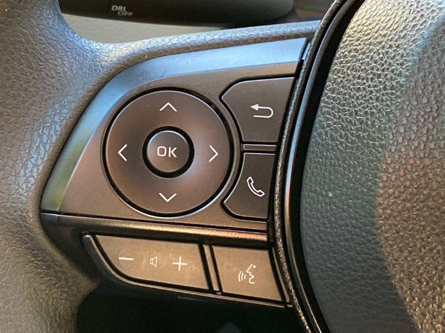 Used 2020 Toyota Corolla LE w/ LE Premium Package FWD image 18