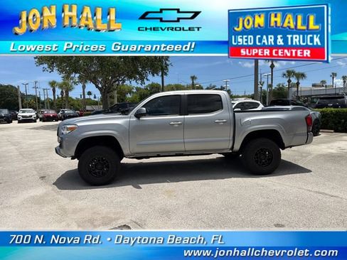 Used 2020 Toyota Tacoma SR w/ SR Convenience Package RWD image 3