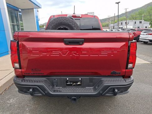 Used 2025 Chevrolet Colorado ZR2 w/ ZR2 Bison Edition AWD/4WD image 5
