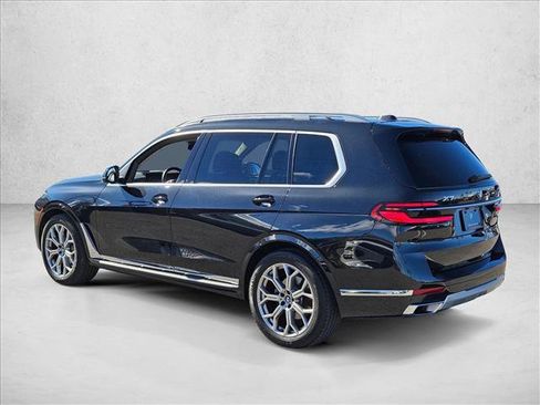 Used 2024 BMW X7 xDrive40i image 8
