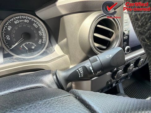 Used 2021 Toyota Tacoma SR5 RWD image 59