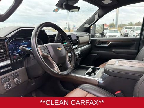 Used 2024 Chevrolet Silverado 2500 High Country w/ Technology Package image 8