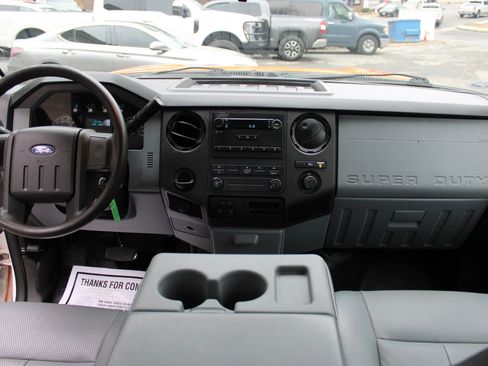 Used 2015 Ford F350 XL image 11