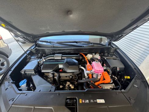 Used 2025 Hyundai Tucson Blue image 32