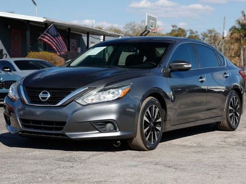 Used 2017 Nissan Altima 2.5 SL image 3