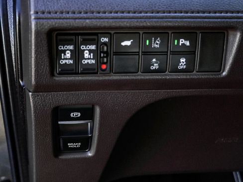 Used 2019 Honda Odyssey Touring image 18