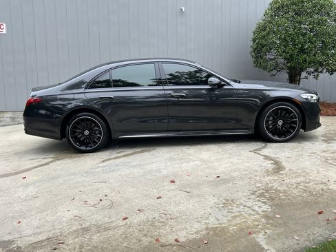 Certified 2023 Mercedes-Benz S 580 4MATIC Sedan image 5