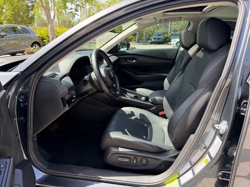 Used 2024 Honda Accord EX-L image 11