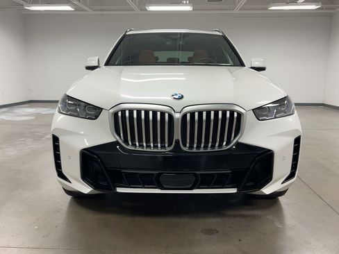 New 2026 BMW X5 sDrive40i w/ M Sport Package image 5