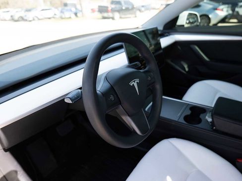 Used 2022 Tesla Model 3 Long Range image 8