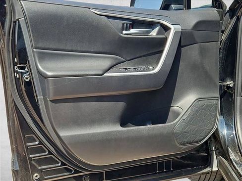 Used 2024 Toyota RAV4 XLE FWD image 10