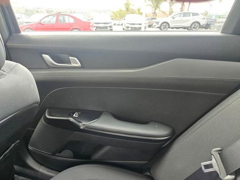 Used 2022 Kia K5 LXS image 12