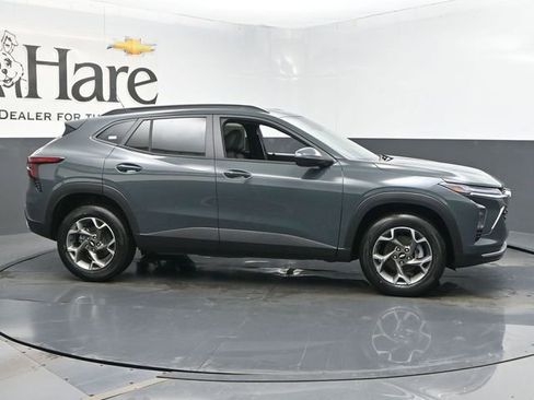 New 2026 Chevrolet Trax LT w/ Driver Confidence Package image 1