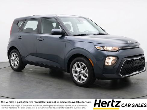 Used 2025 Kia Soul LX w/ LX Technology Package FWD image 1