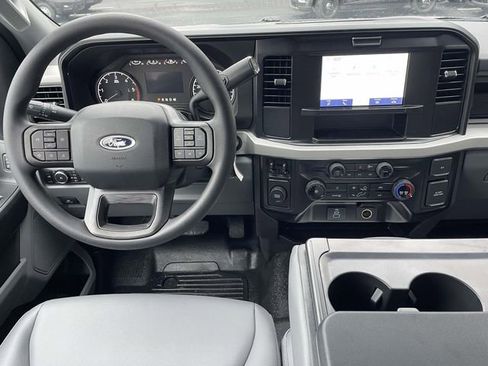 New 2026 Ford F350 XL w/ XL Chrome Package image 4