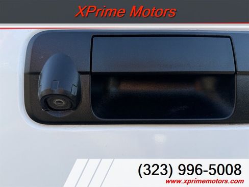 Used 2012 Toyota Tundra Limited w/ Platinum Pkg AWD/4WD image 11
