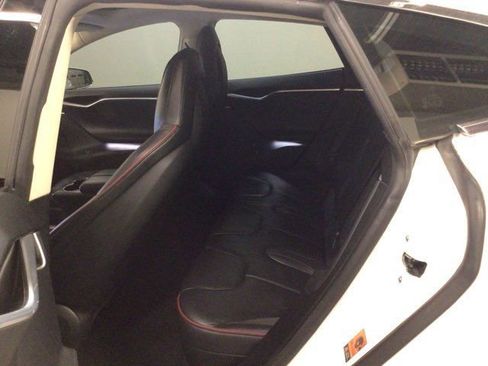 Used 2013 Tesla Model S Performance image 20