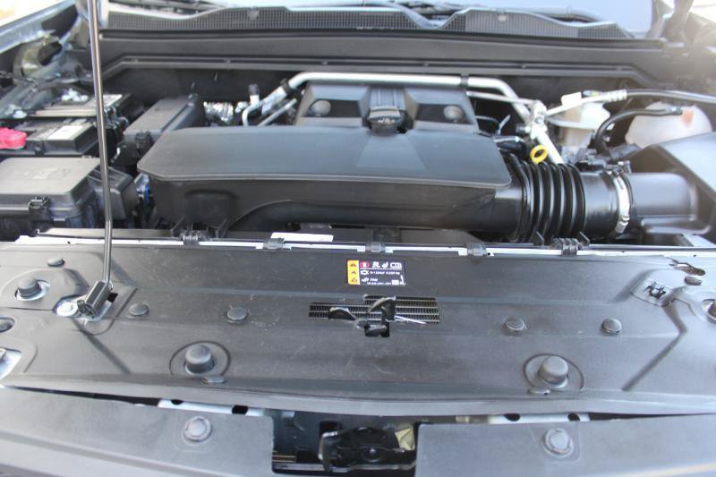 Used 2025 Chevrolet Colorado LT w/ LT Convenience Package RWD image 38