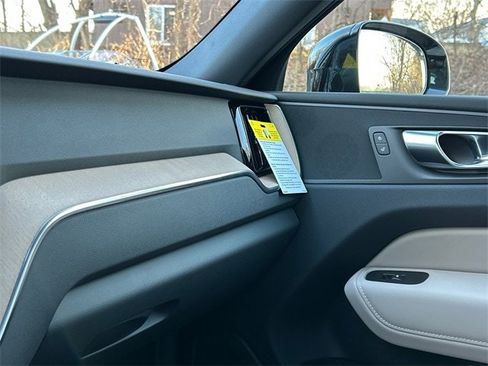 New 2026 Volvo XC60 B5 Plus w/ Protection Package Premier image 17