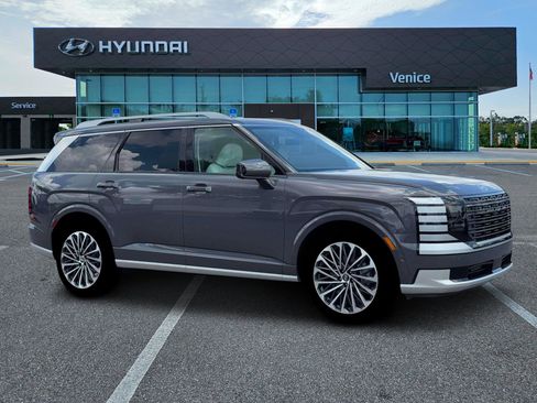 New 2026 Hyundai Palisade Calligraphy FWD image 10
