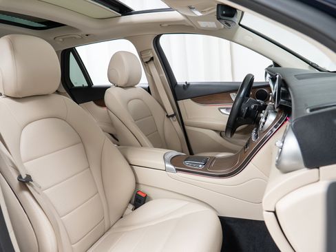 Certified 2022 Mercedes-Benz GLC 300 4MATIC w/ Multimedia Package Lite image 22
