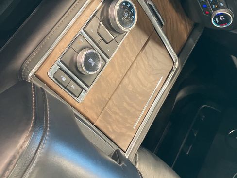 Used 2021 Ford Expedition Max Platinum image 25