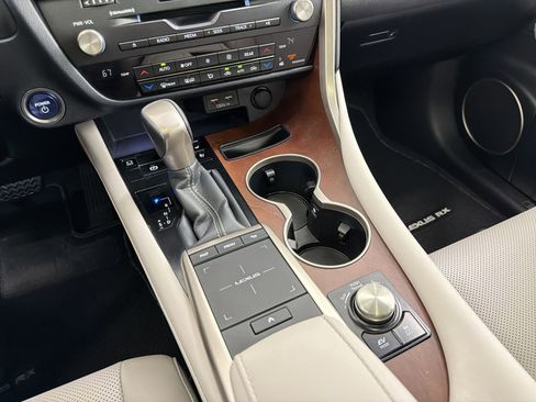 Used 2020 Lexus RX 450hL AWD w/ Premium Package image 20