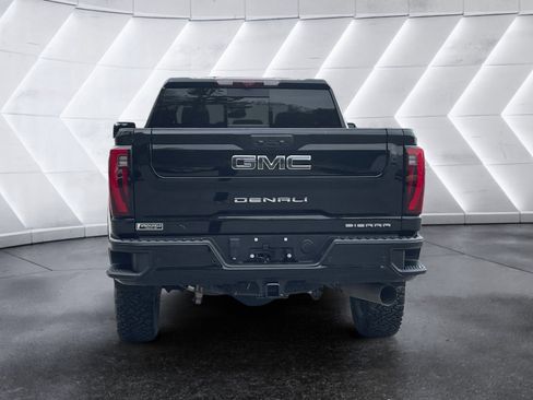 Used 2024 GMC Sierra 2500 Denali Ultimate AWD/4WD image 5