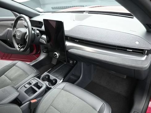 Certified 2025 Ford Mustang Mach-E GT AWD/4WD image 28