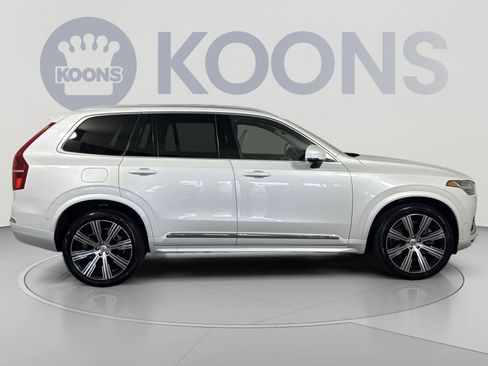 Used 2023 Volvo XC90 T8 Ultimate AWD/4WD image 8