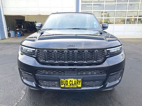 New 2025 Jeep Grand Cherokee L Limited w/ Luxury Tech Group II AWD/4WD image 8