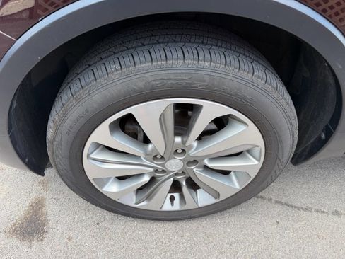 Used 2017 Buick Encore Preferred AWD/4WD image 5