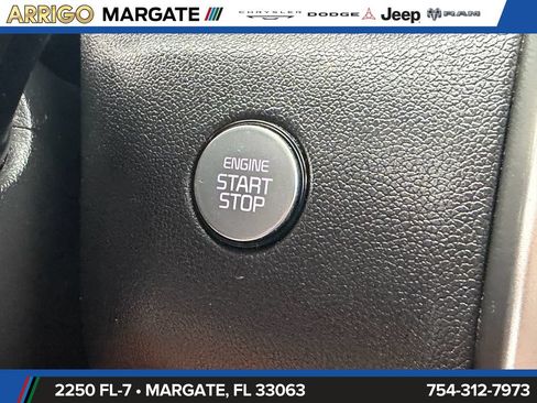 Used 2022 Kia Sorento S FWD image 30