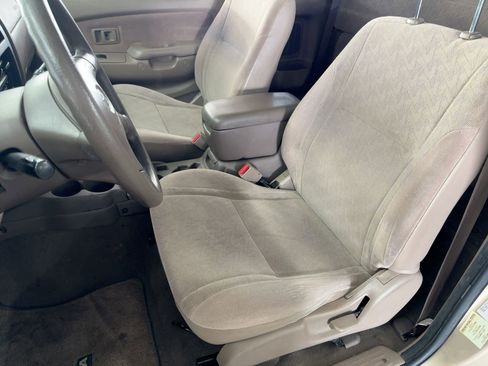 Used 2003 Toyota Tacoma PreRunner image 5