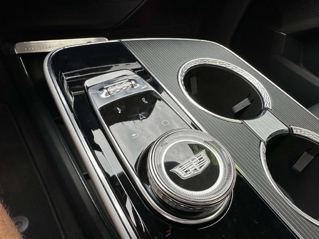 Used 2024 Cadillac Lyriq Sport RWD image 22