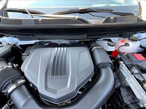 New 2026 Chevrolet Traverse RS w/ LPO, Floor Liner Package image 12