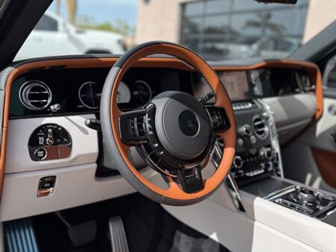 Used 2026 Rolls-Royce Cullinan AWD/4WD image 26