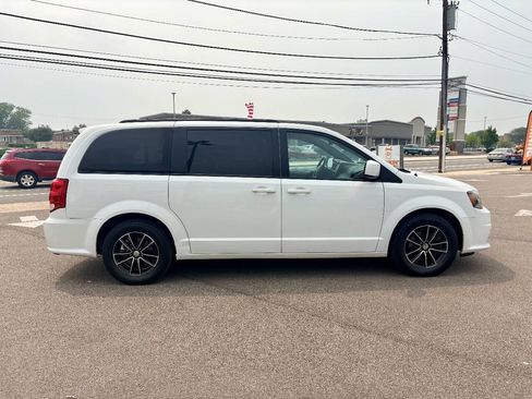 Used 2018 Dodge Grand Caravan GT FWD image 7